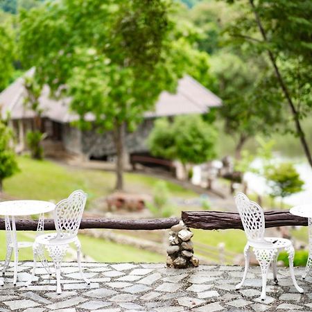 Nan Waterside Hong Bon Nern B&B 외부 사진