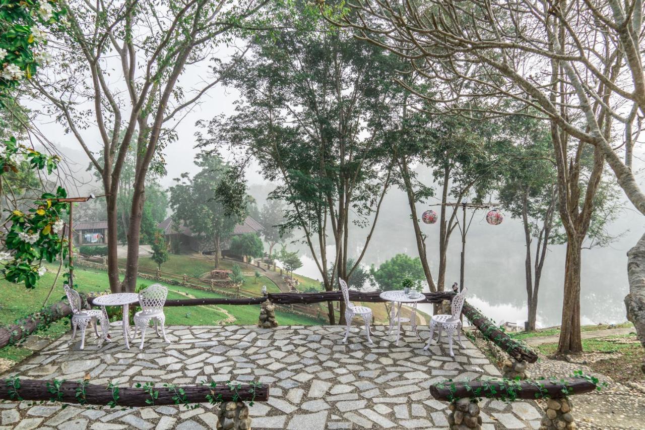 Nan Waterside Hong Bon Nern B&B 외부 사진