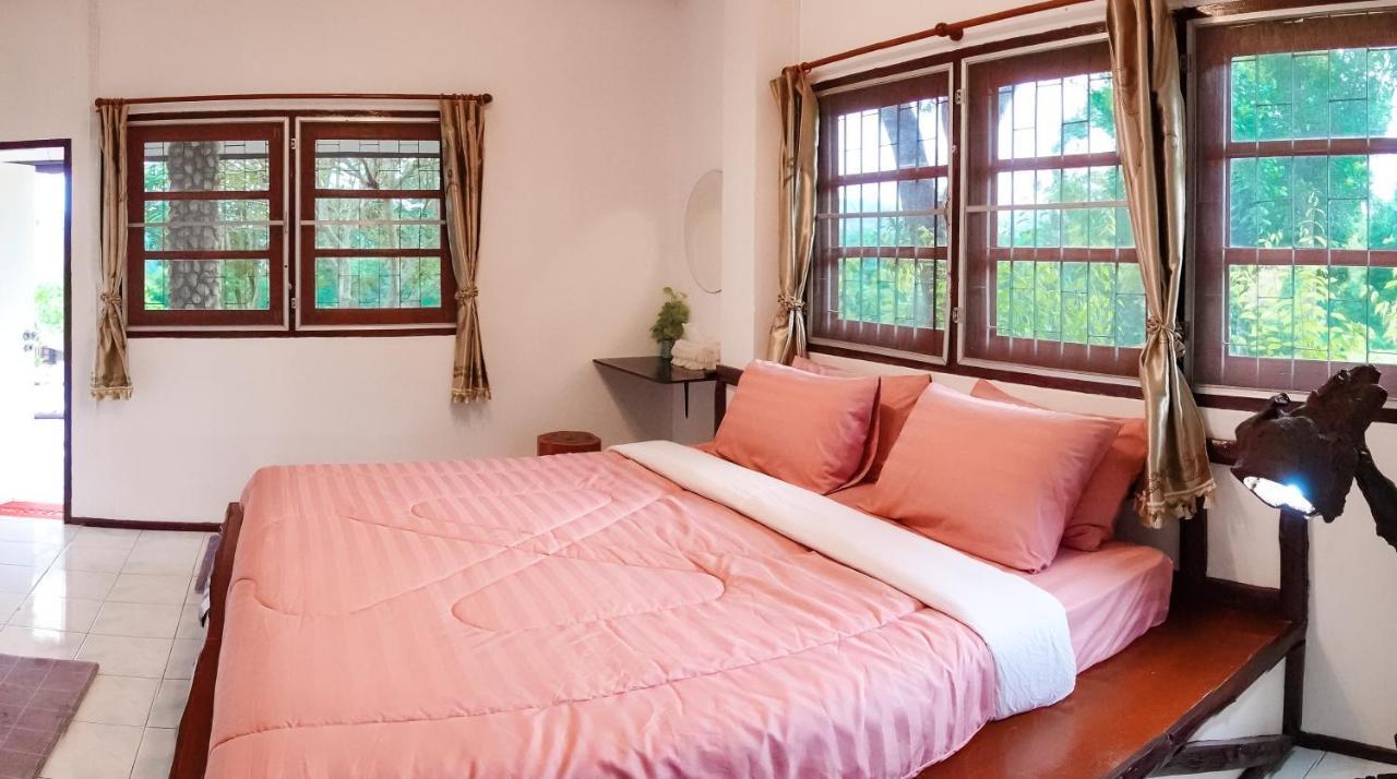 Nan Waterside Hong Bon Nern B&B 외부 사진